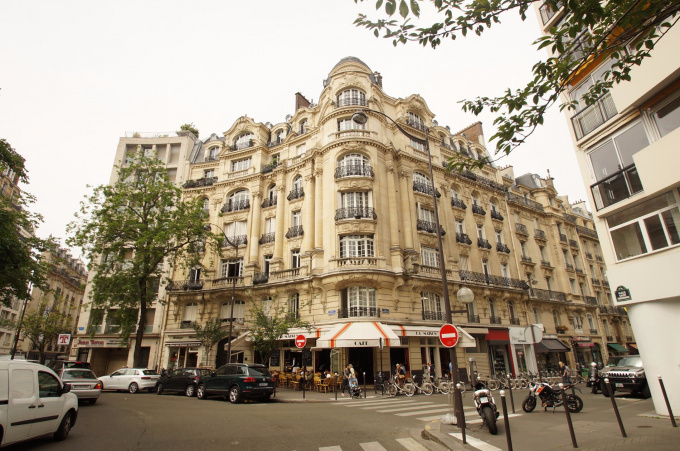 Location Immobilier Professionnel Fonds de commerce Paris (75017)